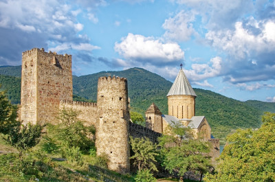 Ananuri Fortress Complex